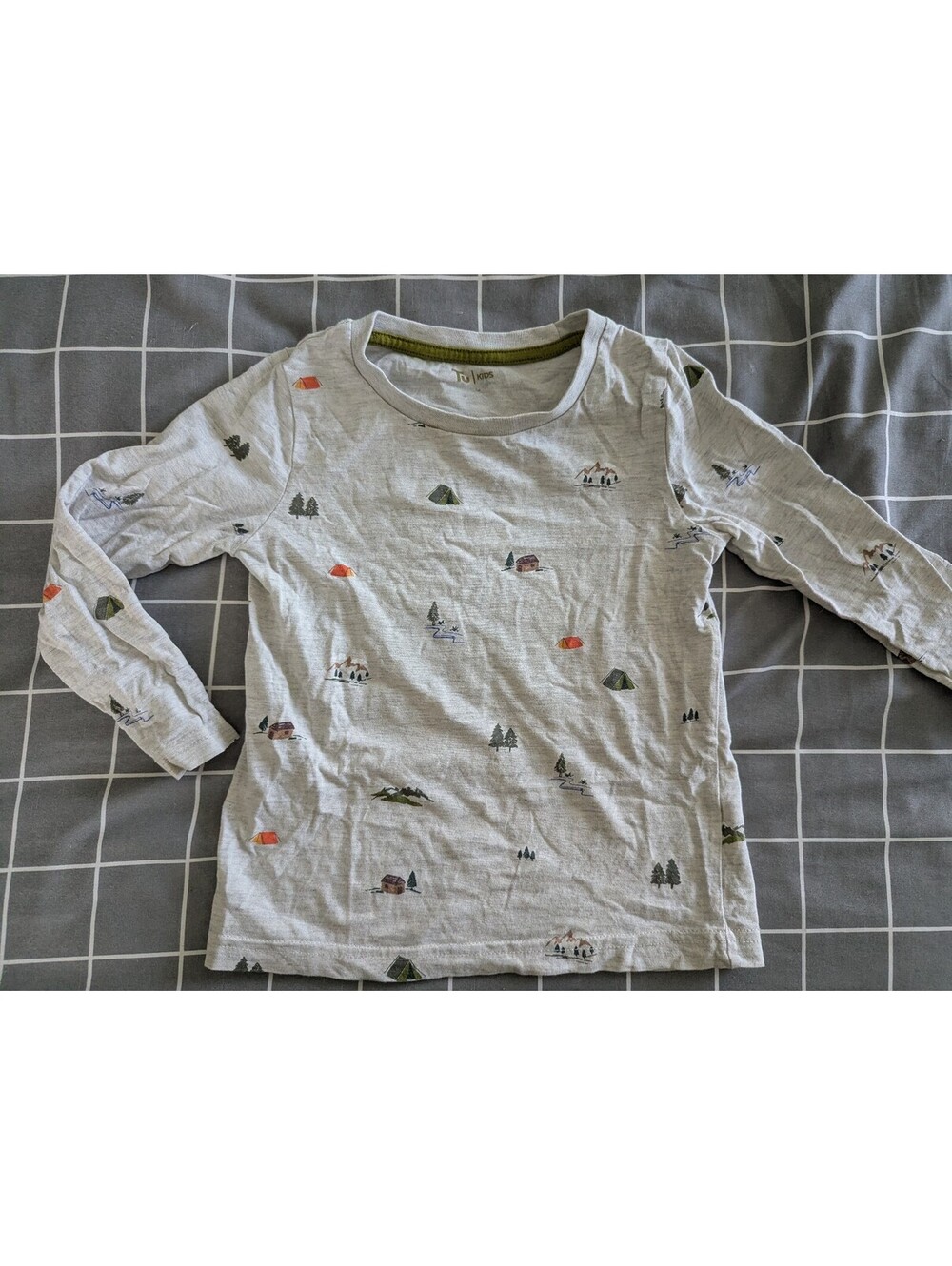 Tu camping forest top